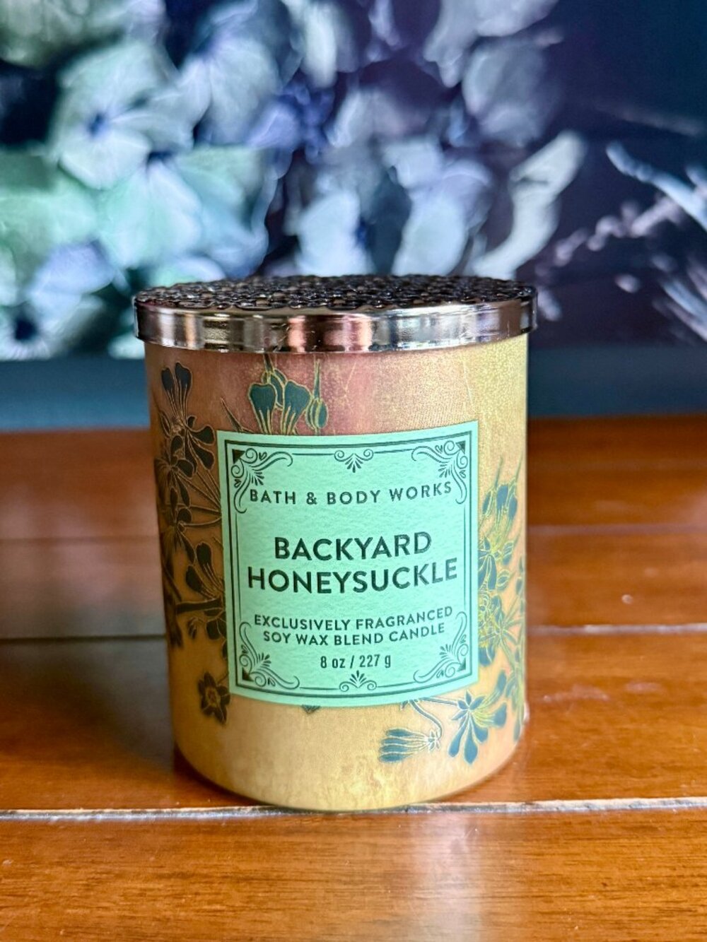NEW Backyard HoneySuckle Single Wick Candle Bath & Body Works